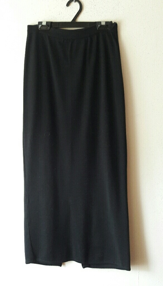Liz & Co straight black midi skirt, small